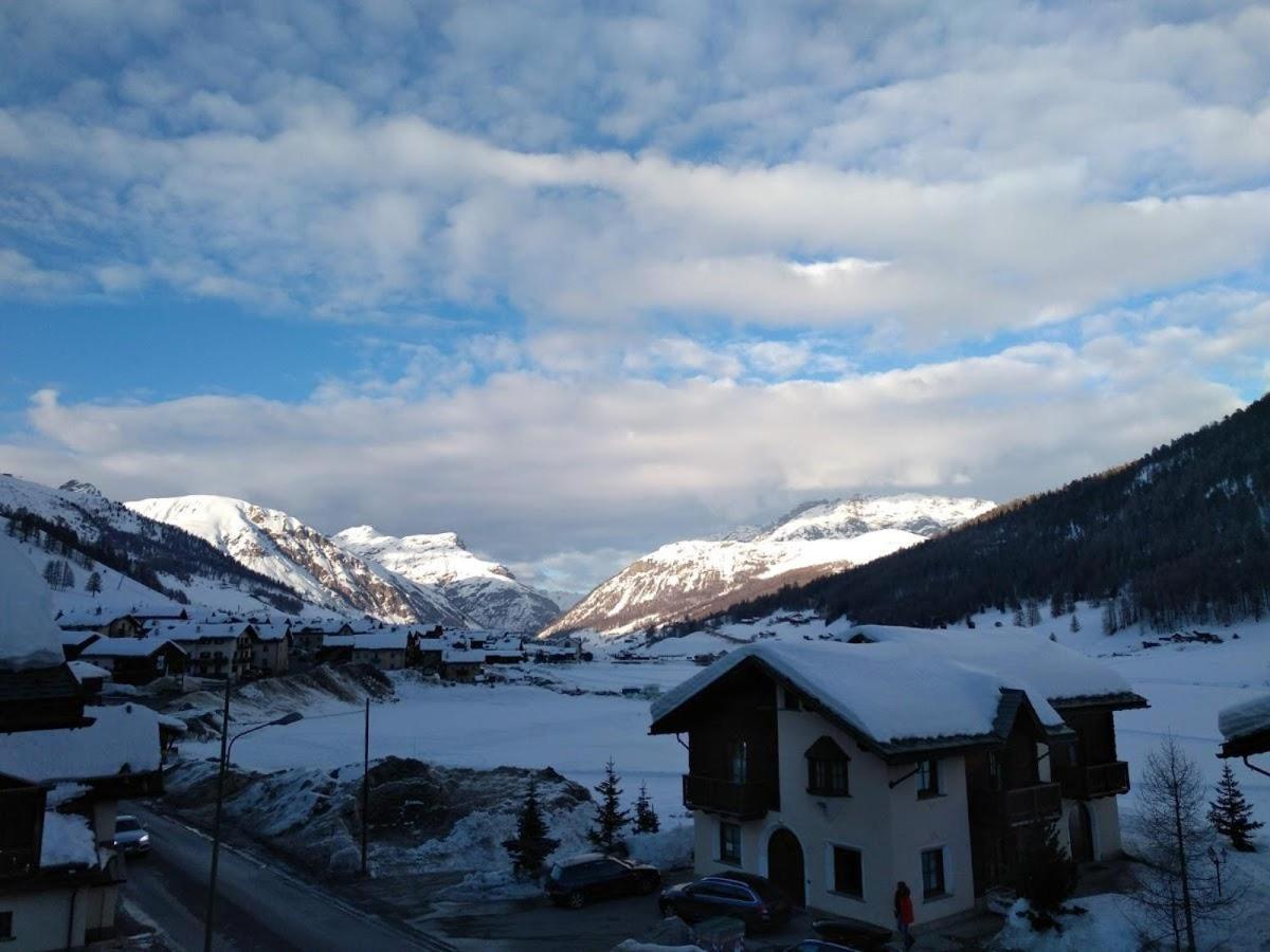 La Bastiana Apartments Livigno Bagian luar foto