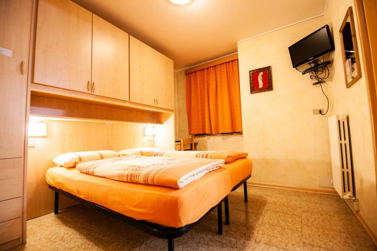 La Bastiana Apartments Livigno Bagian luar foto